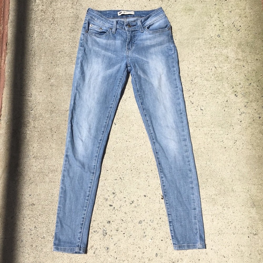 Levi’s Womens Skinny Jeans (Light Wash)